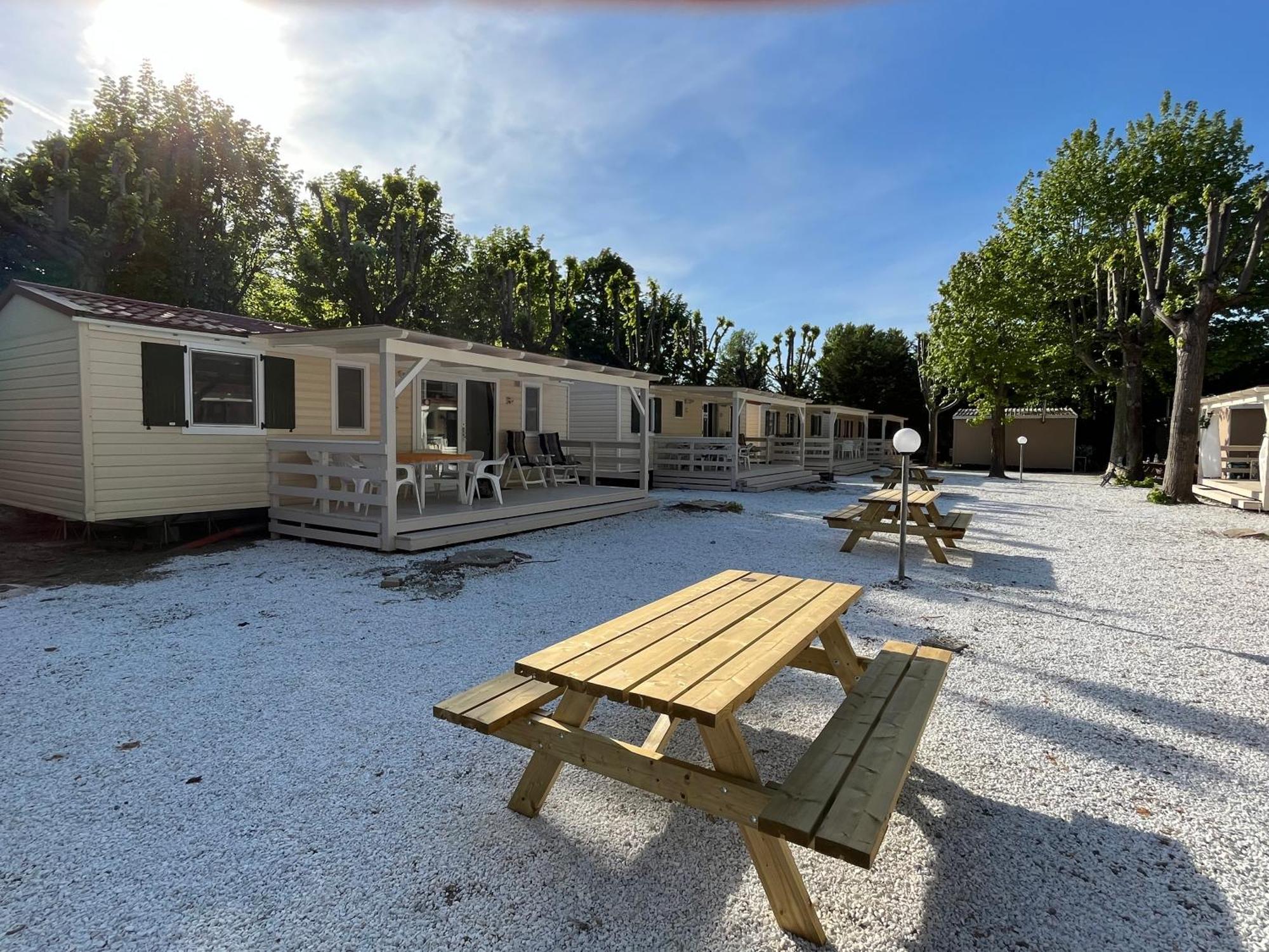 Chalet Camping River Italie Met 2 Slaapkamers Ameglia Ngoại thất bức ảnh