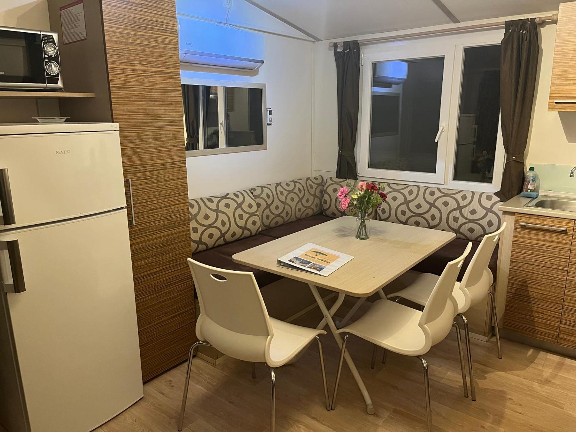 Chalet Camping River Italie Met 2 Slaapkamers Ameglia Ngoại thất bức ảnh